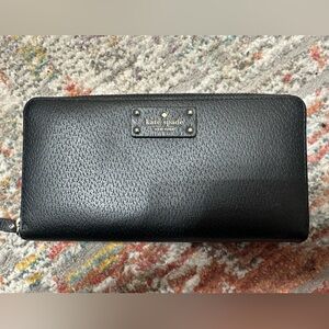 Like New Kate Spade wallet
